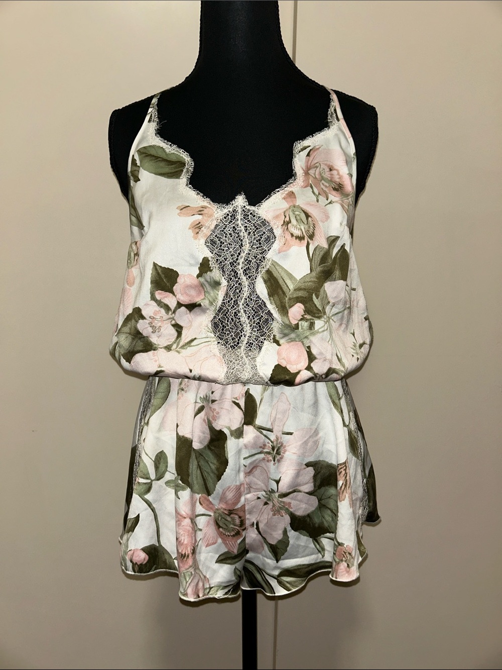 Victoria's Secret Here Comes the Bride Floral Lace Trim Romper XS